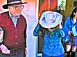 Couple with Hats, Beverly Hills Lunch Hour, 10.13.05