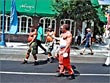 Hugos, W. Hollywood Street Fair, 8.19.01